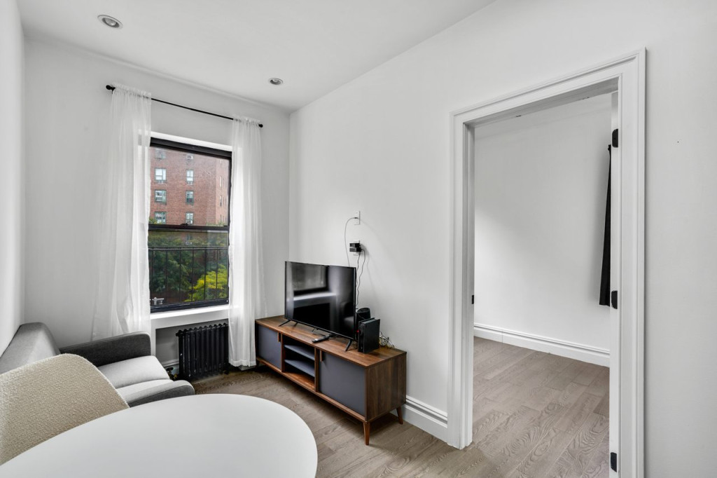 #685: Gramercy