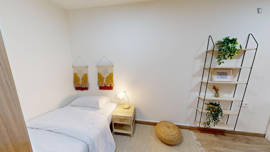 Your Home in Benalua -Alicante Awaits! - Alicante - chambre - ImmoJeune