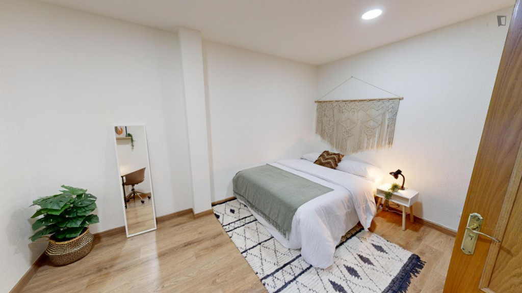 stylish, fully-equipped room in the heart of the Benalúa district - Alicante - chambre - ImmoJeune