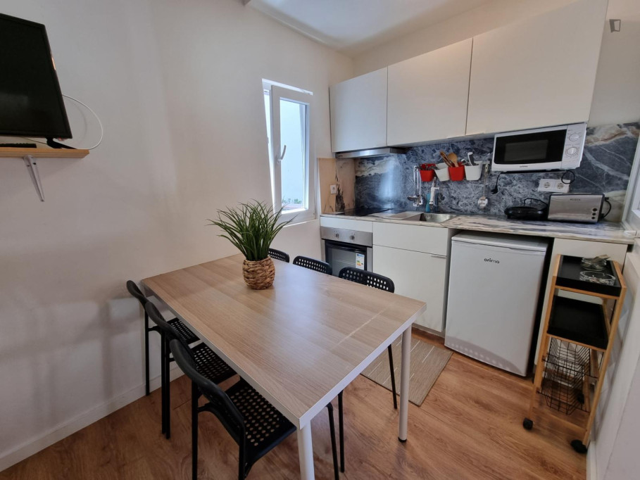 3-bedroom apartment, with outdoor area close to University of Coimbra