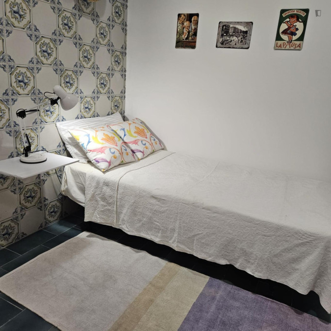 Single bedroom in 9 -bedroom apartment - Barcelone - chambre - ImmoJeune