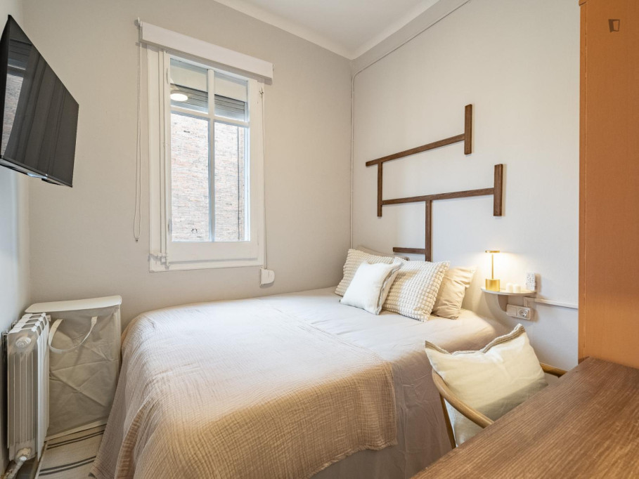 ACCRA COZY ROOM - Barcelone - chambre - ImmoJeune
