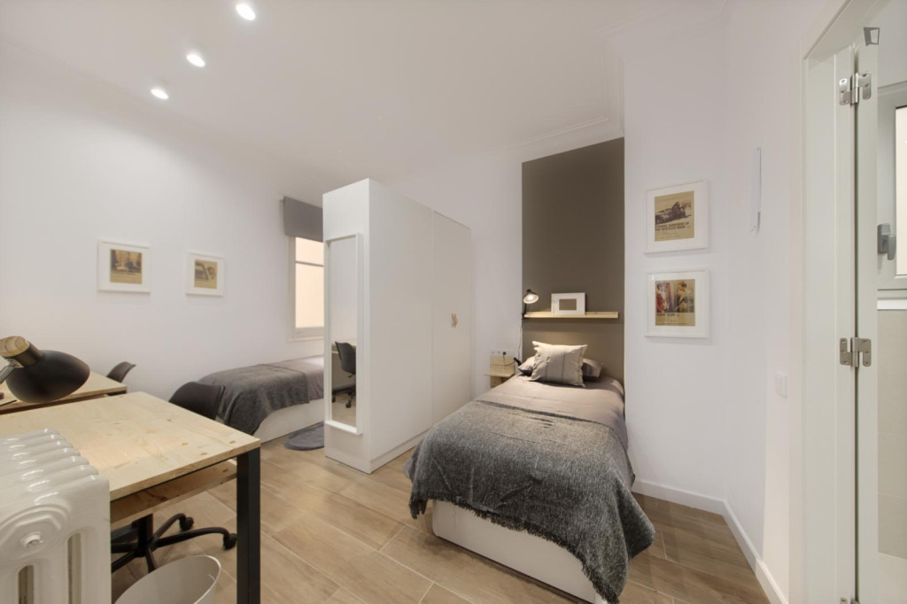Twin ensuite bedroom in Sant Gervasi - Galvany - Barcelone - chambre - ImmoJeune