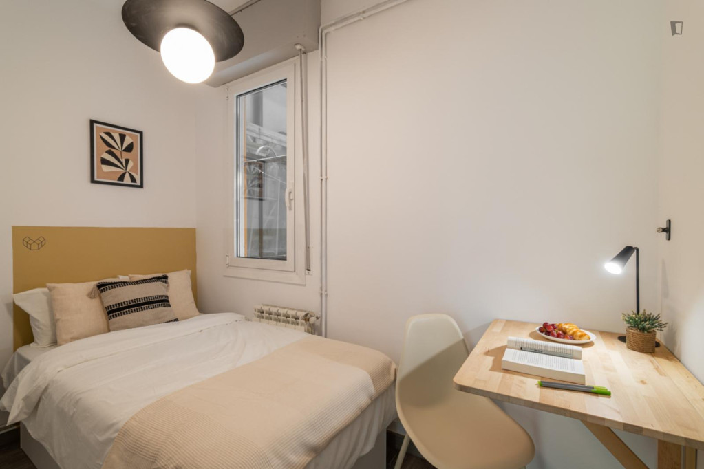 Elegant double bedroom in Sant Antoni  - Barcelone - chambre - ImmoJeune