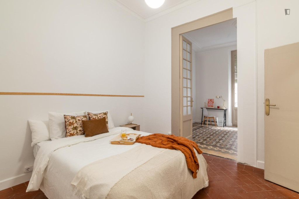 Homely double bedroom in Barri Gotic - Barcelone - chambre - ImmoJeune