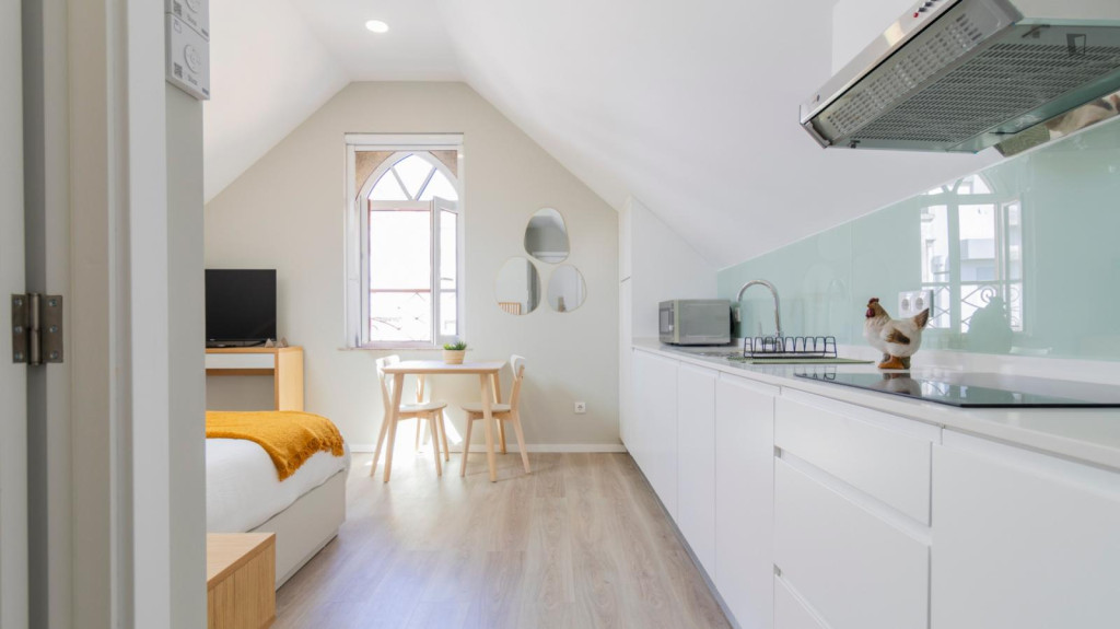 Colourful and cosy studio in Santa Marinha - Porto - chambre - ImmoJeune