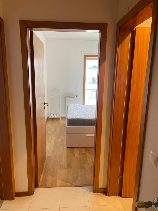 Elegant 1 Bedroom Apartment with Lovely Balcony