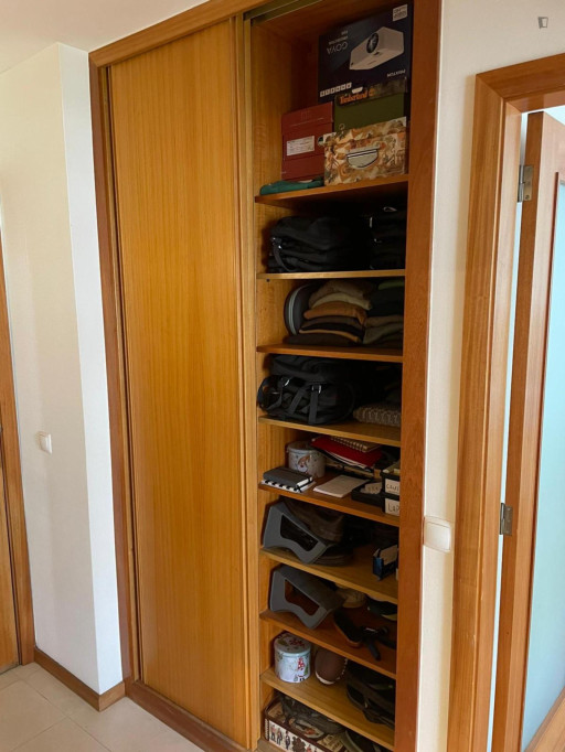 Elegant 1 Bedroom Apartment with Lovely Balcony