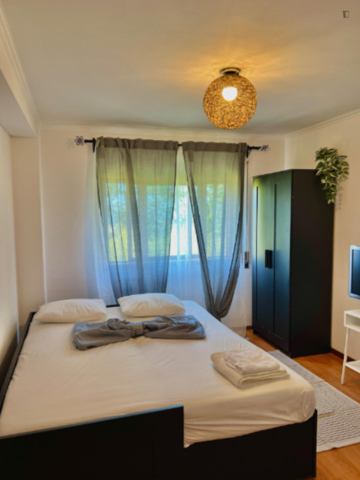 Private bedroom close to GaiaShopping - Vila Nova de Gaia - chambre - ImmoJeune