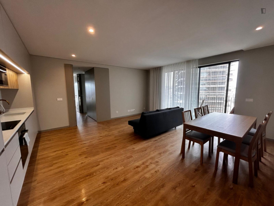 2-bedroom apartment, with outdoor area