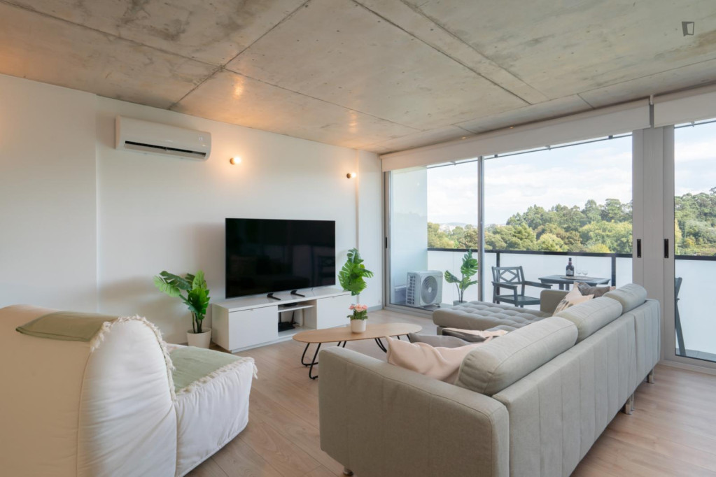Breezy and modern 2-bedroom flat in Quebrantões - Vila Nova de Gaia - chambre - ImmoJeune