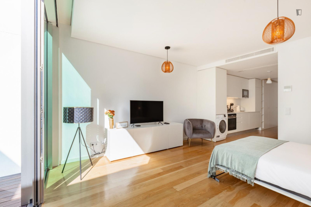 Spacious and bright studio in the vicinity of Matosinhos Beach - Matosinhos - chambre - ImmoJeune