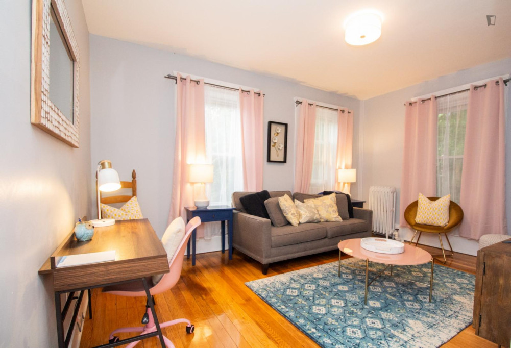 Stylish 1-bedroom apartment in Aspinwall Hill - Boston - chambre - ImmoJeune