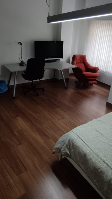 Comfortable single bedroom in a shared flat near the Universidad de Murcia: Campus de la Merced