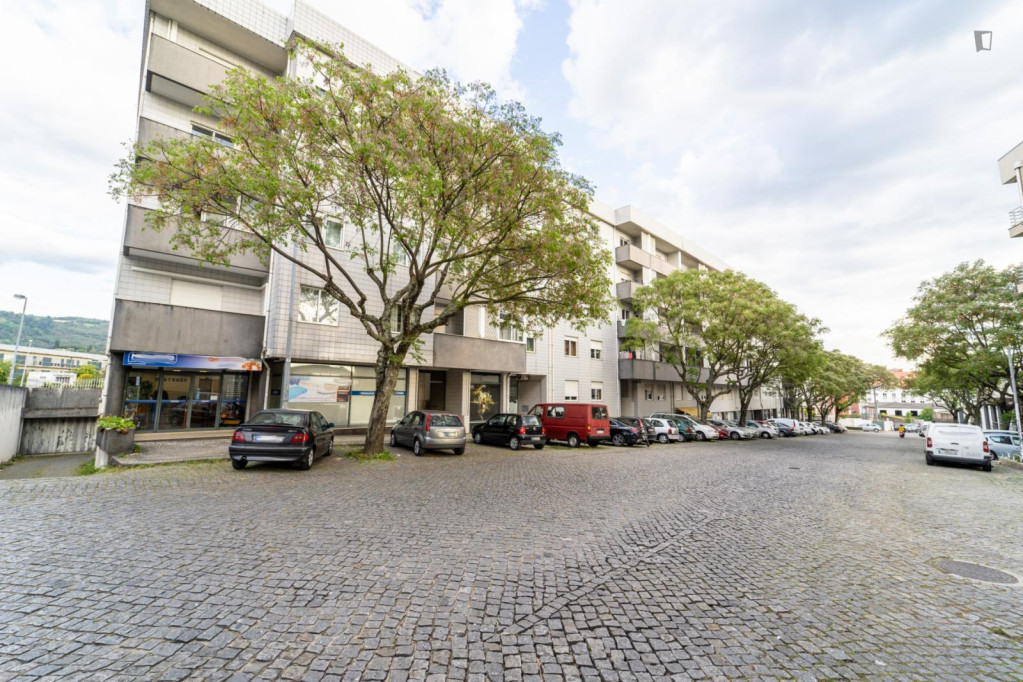 Charming ensuite double bedroom in Saint Victor