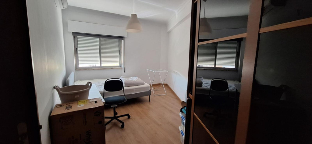 Very nice double bedroom in Caparica - Lisbonne - chambre - ImmoJeune