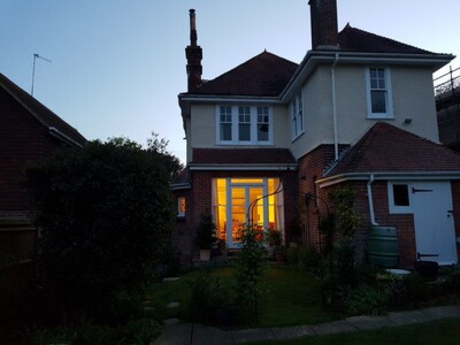 Lovely vintage house near the sea