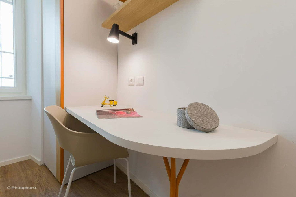 Room in Via San Giovanni, Trento for 120 m² with 8 bedrooms