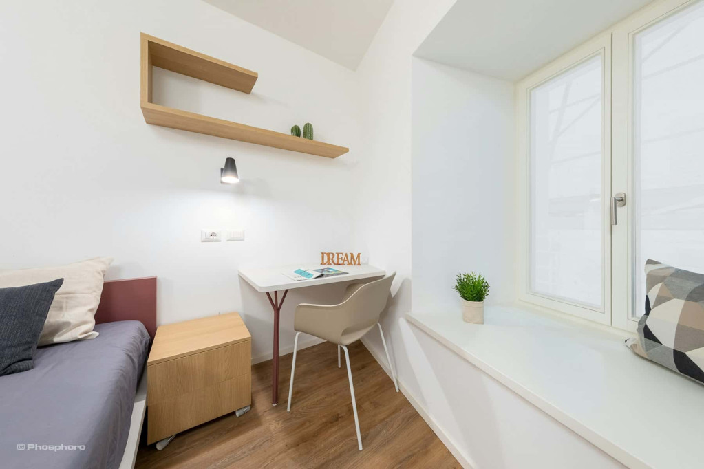 Room for 120 m² with 8 bedrooms