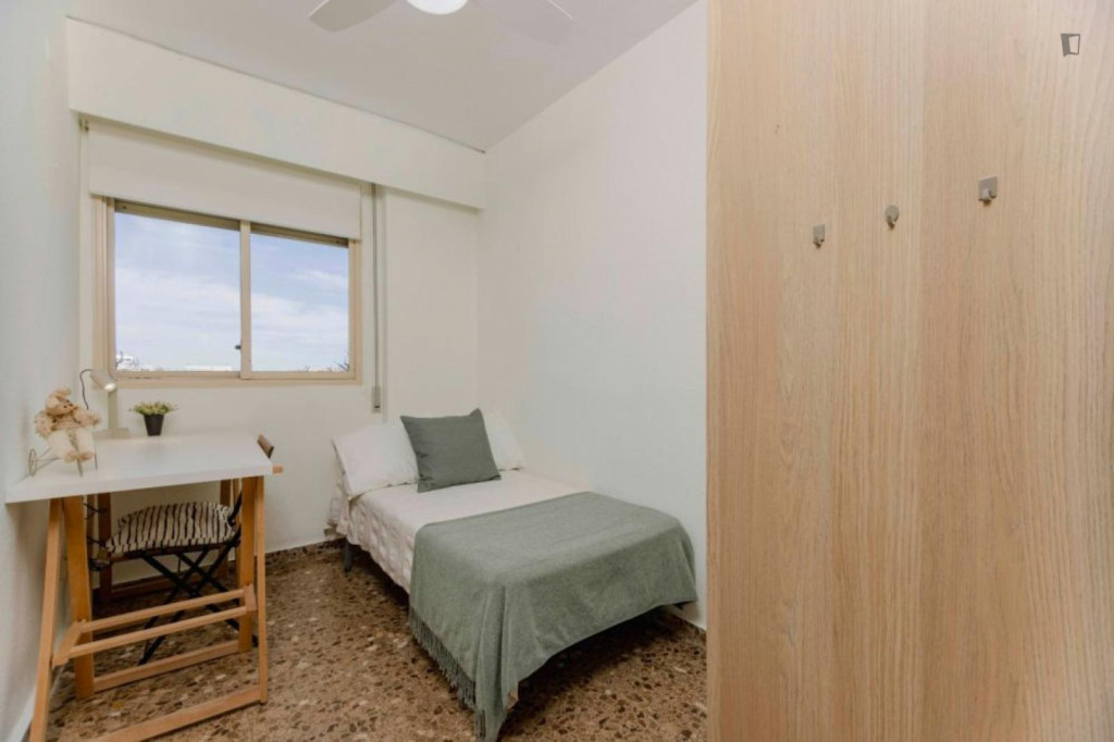 Cosy single bedroom near the Universitat Politècnica de València (UPV) - Valence - chambre - ImmoJeune
