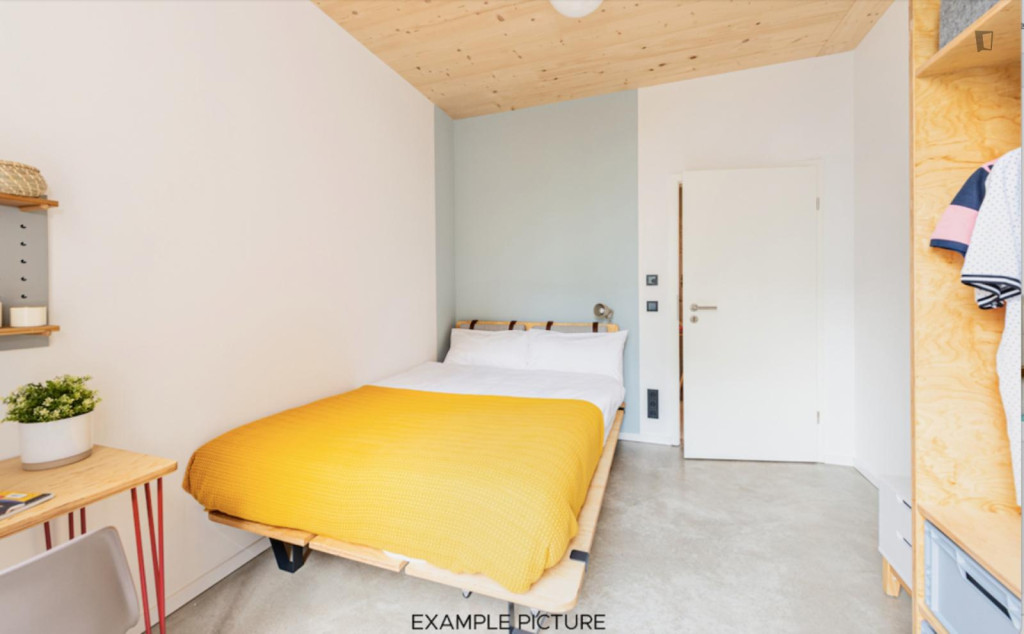 Appealing single bedroom in a 5-bedroom apartment in Wedding - Berlin - chambre - ImmoJeune