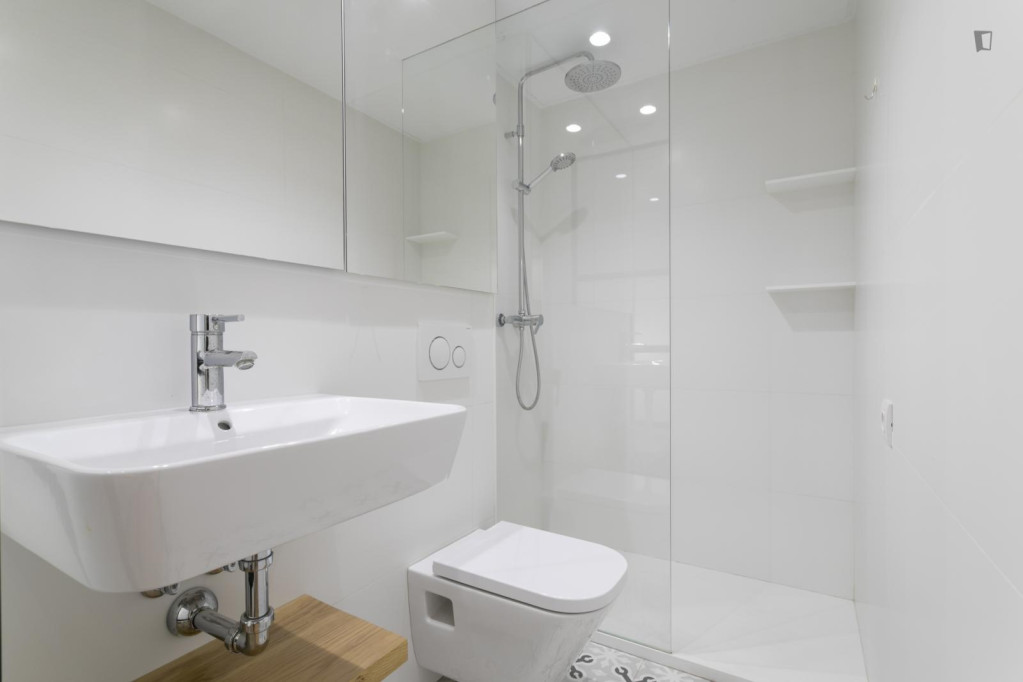 Bedroom for rent in Marva 17, Alicante