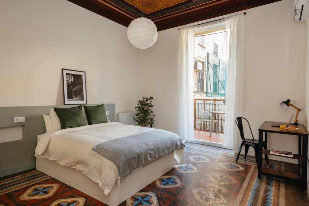 Bedroom for rent in Provença 243, Barcelona - Barcelone - chambre - ImmoJeune