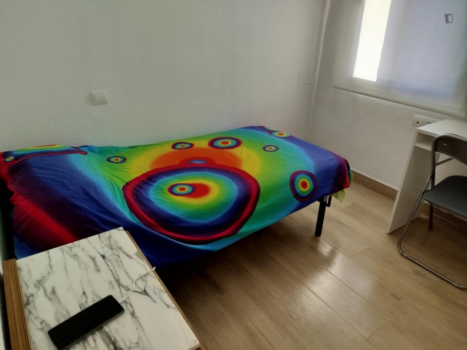 Very cosy single bedroom in San Diego - Madrid - chambre - ImmoJeune