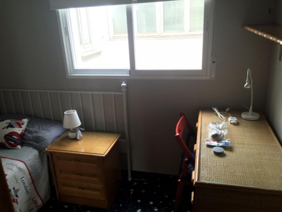 Neat single bedroom in La Petxina - Valence - chambre - ImmoJeune