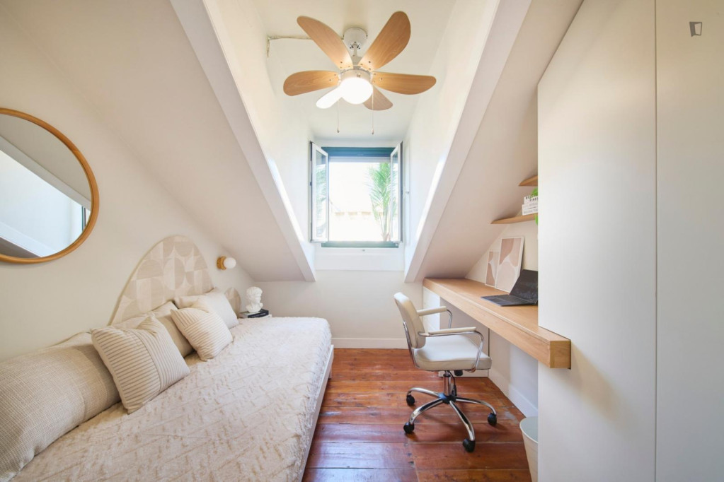 Attractive single bedroom - Lisbonne - chambre - ImmoJeune