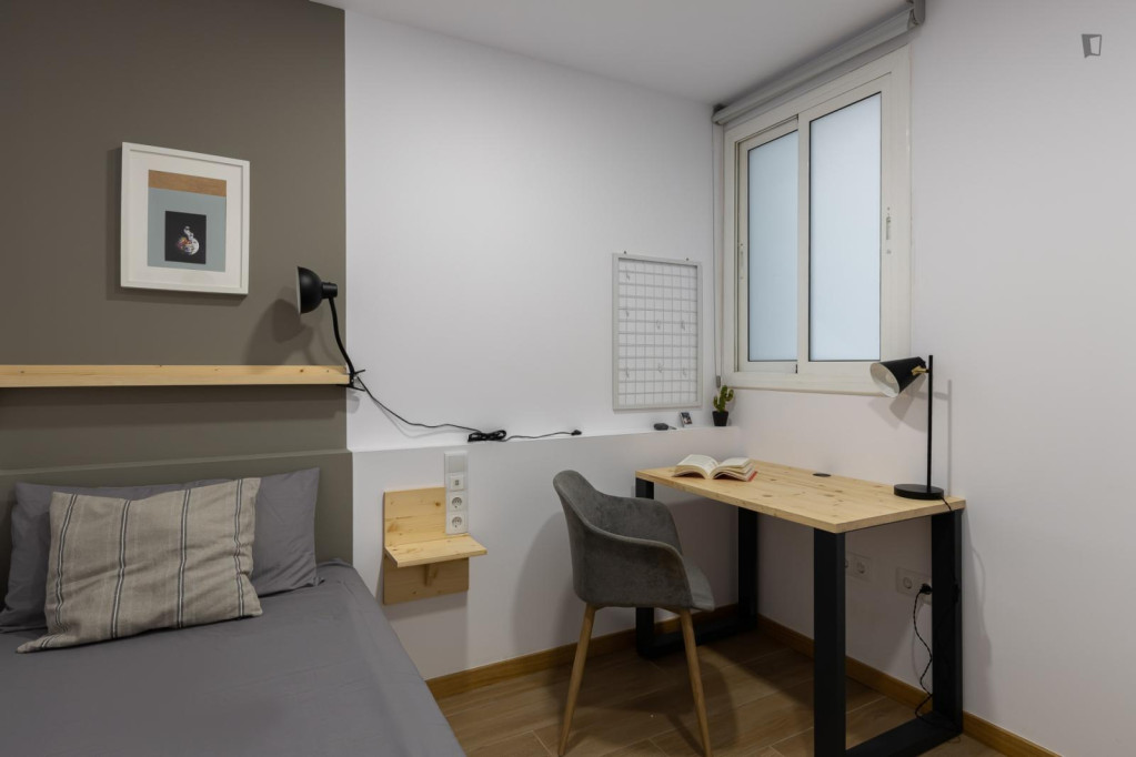 Charming single bedroom in Sant Gervasi - Barcelone - chambre - ImmoJeune