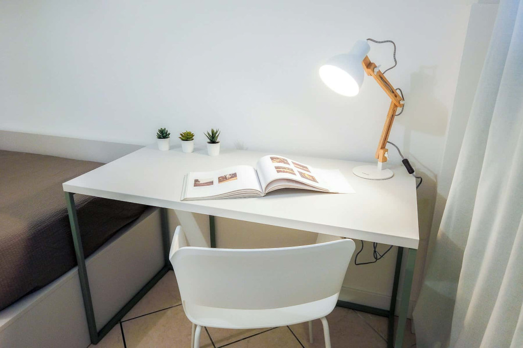 Room in Via Palermo, Trento for 150 m² with 8 bedrooms