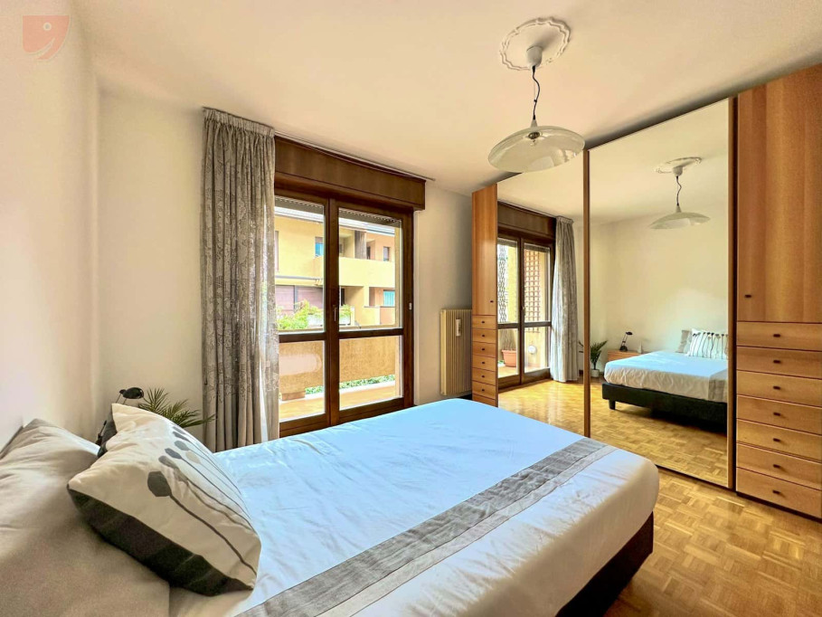 Room in Via Pomeranos, Trento for 145 m² with 6 bedrooms