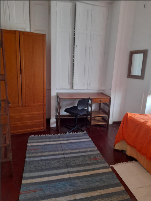 Profound Single Bedroom close to Intendente Metro - Lisbonne - chambre - ImmoJeune