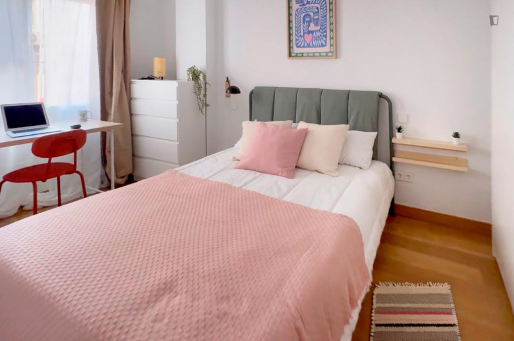 Cosy single bedroom in shared flat in Chamberí - Madrid - chambre - ImmoJeune