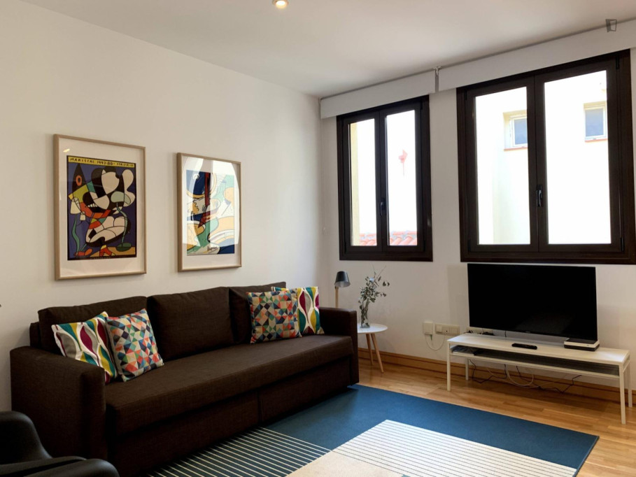 Elegant 2-bedroom apartment near the Tribunal metro - Madrid - chambre - ImmoJeune