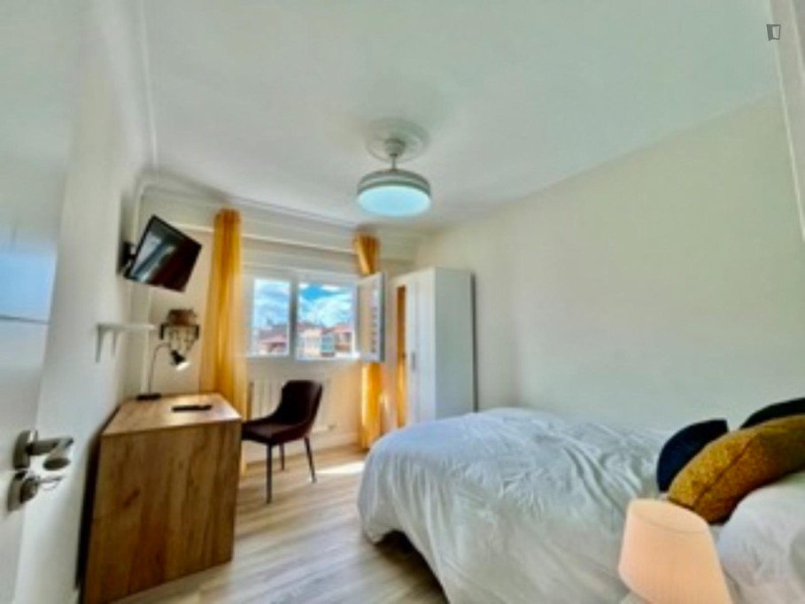 Beautiful double bedroom in Delicias - Zaragoza - chambre - ImmoJeune