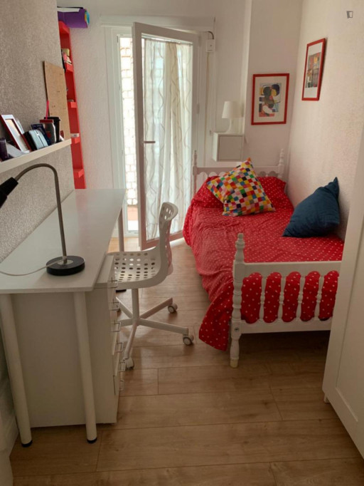 Snug single bedroom in Alcalá de Henares - Madrid - chambre - ImmoJeune