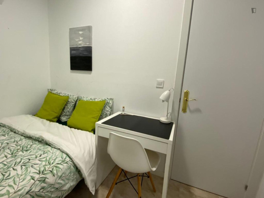 Snug double bedroom in Chueca - Justicia - Madrid - chambre - ImmoJeune