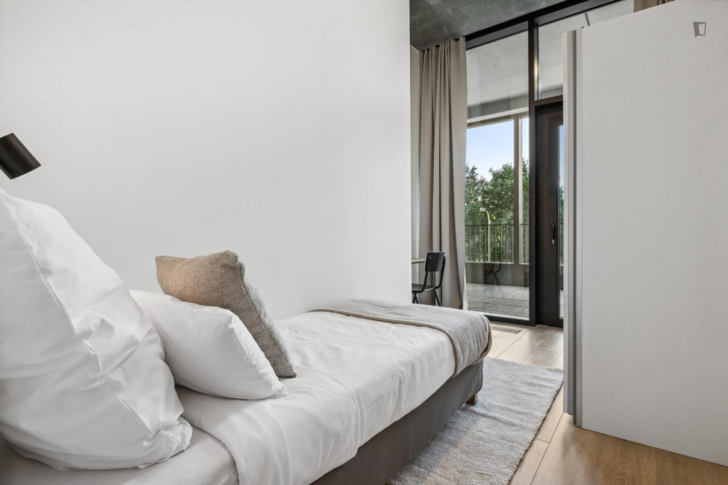 Nice single bedroom in Nord - Bruxelles - chambre - ImmoJeune