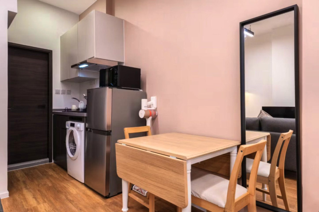 Mid-Century Modern Coliving Oasis in Historic Tai Ping Shan