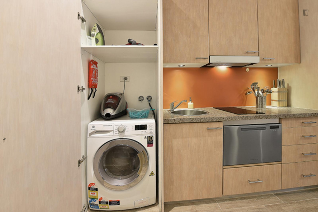 Modern studio near Flinders Street Railway Station - Melbourne - chambre - ImmoJeune