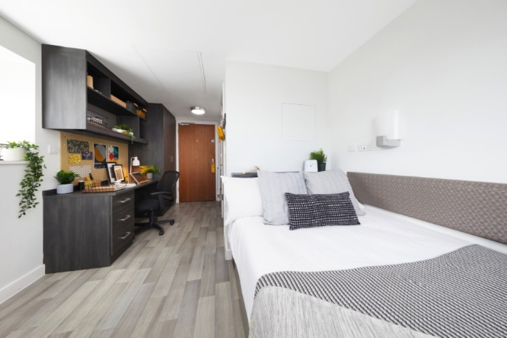 Collegiate Tower - Bristol - chambre - ImmoJeune