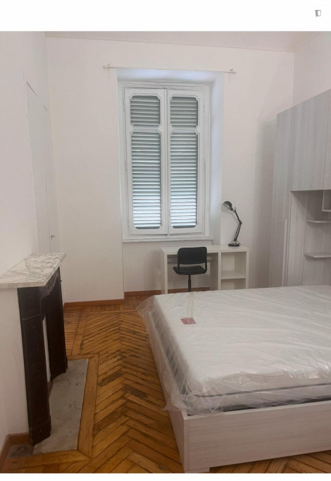 Cozy Bedroom in a Shared Apartment - Turin - chambre - ImmoJeune