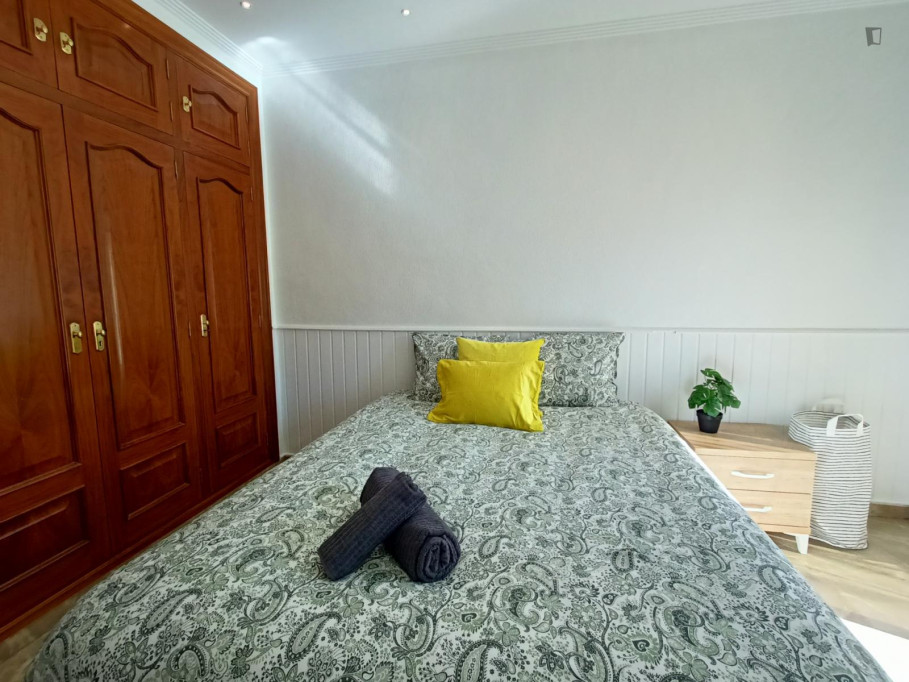 homely double bedroom in Elche