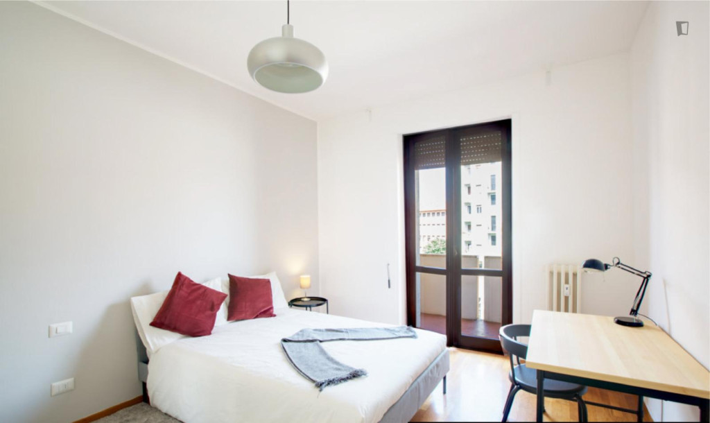 Inviting double bedroom in Greco - Milan - chambre - ImmoJeune