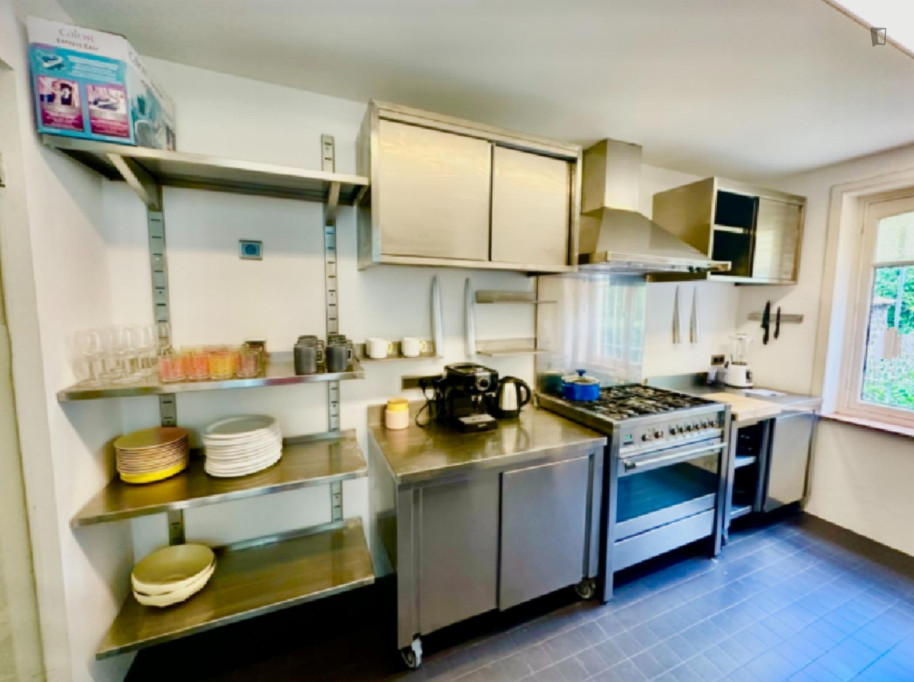 Astonishing Double Bedroom close to Brugmann Park