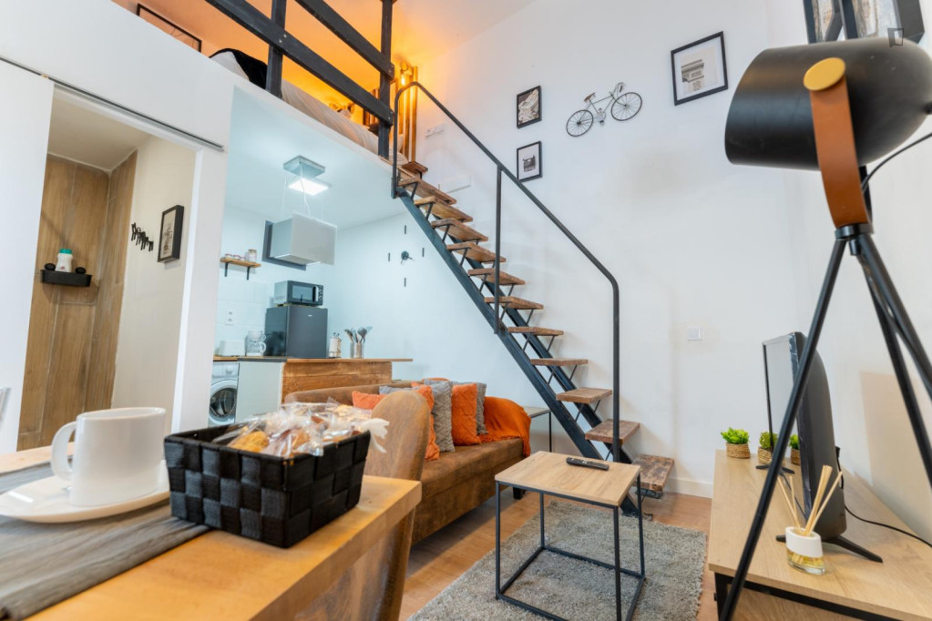 Beautiful studio loft close to Universidad de Cantabria  - Santander - chambre - ImmoJeune