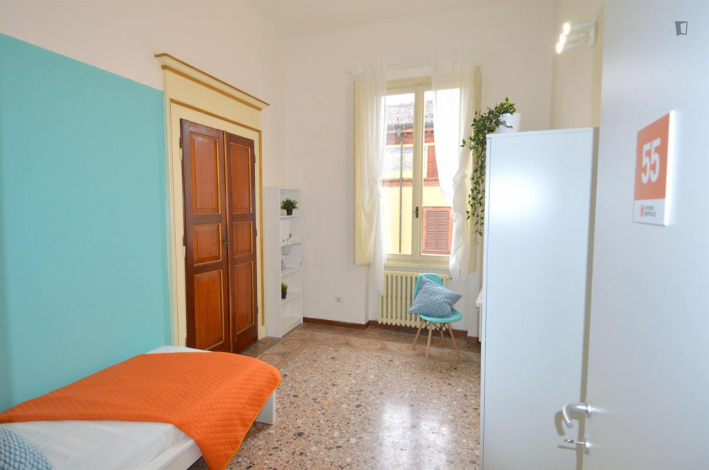 Cute single bedroom in the centre of Modena - Modena - chambre - ImmoJeune