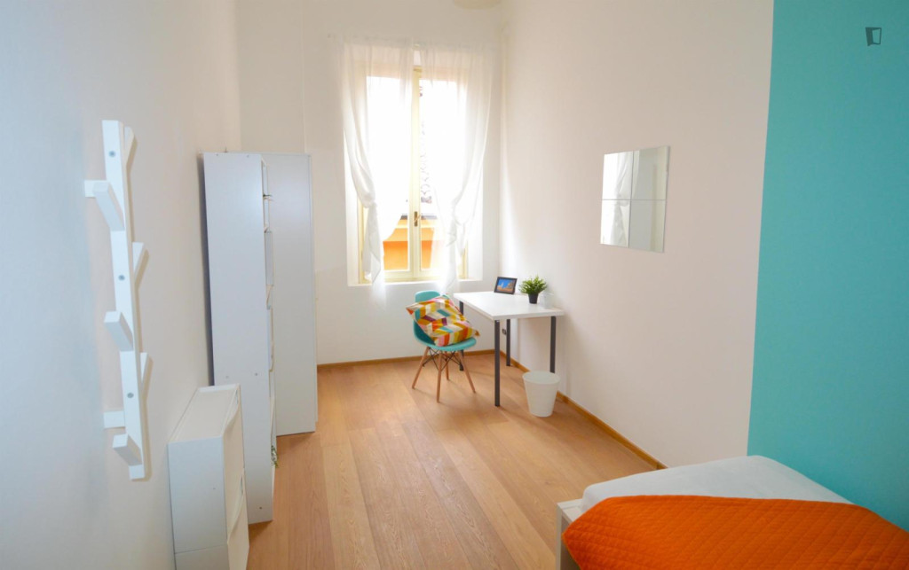 Brilliant single bedroom in the heart of Modena - Modena - chambre - ImmoJeune